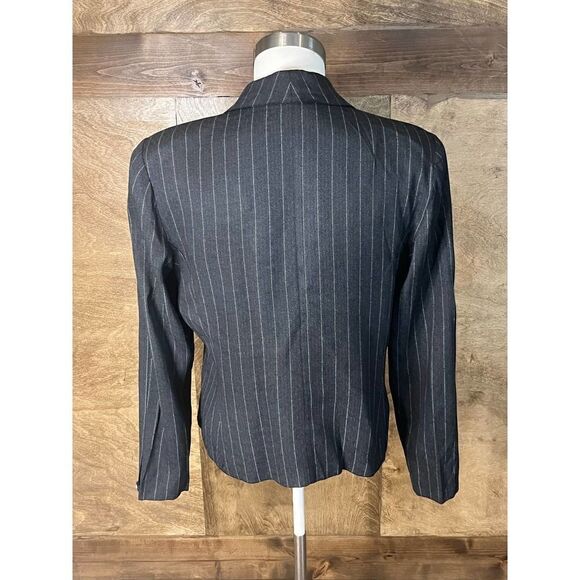 Perceptions by Irene B‎ Grey Pinstripe Blazer Size Unknown - Picture 3 of 5